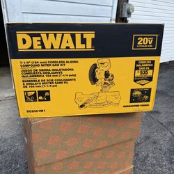 DEWALT 20V MAX Cordless Miter Saw with Battery