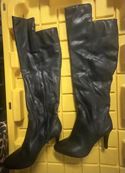 black faux leather  boots stiletto heel Size 8