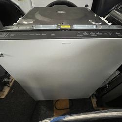 Brand New GE Cafe Matte White & Gold Dishwasher