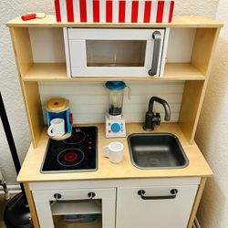 Kids Play Kitchen with Lots Of Accessories