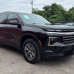 2025 CHEVY-TRAVERSE 