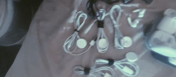 iPod Pros & One JBL  "PARTSONLY"