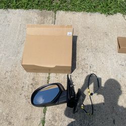 Driver Side Mirror 2010 Chevy Suburban 1500