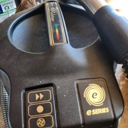 E-Series Rainbow Vacuum/ Carpet Cleaner And Attachments