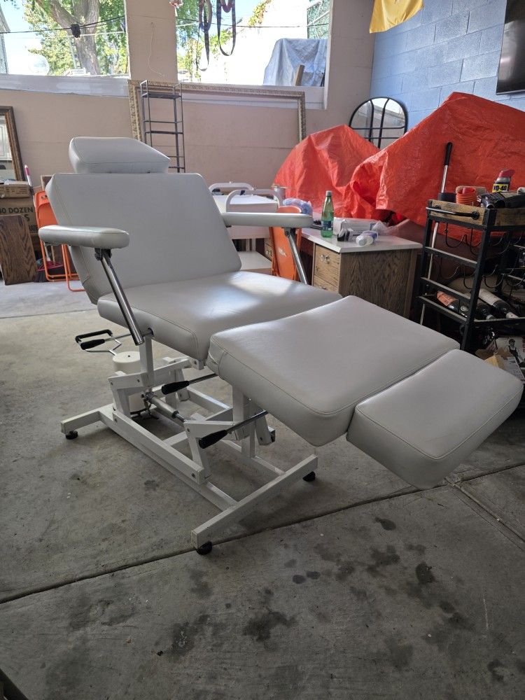 Spa Hydraulic Treatment Chair