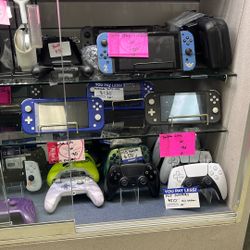 Nintendo Switches 