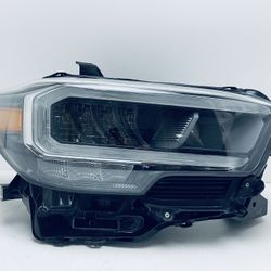 2020-2023 TOYOTA TACOMA RH RIGHT  SIDE  HEADLIGHT LED OEM