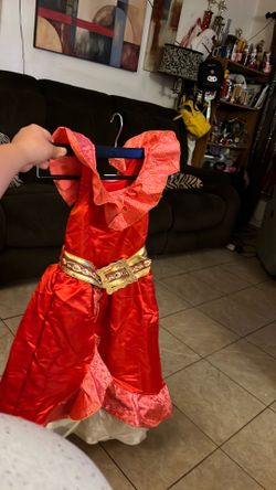 Encantó costume