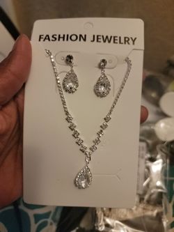 Elegant necklace