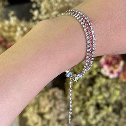 Like New Rhinstone Bracelet