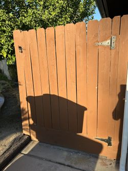 Two 5x6 Gates And Panel