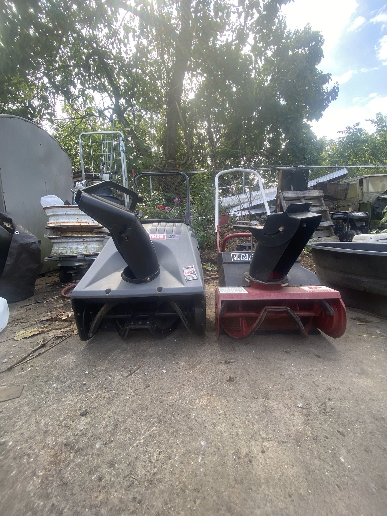 2 Snowblowers