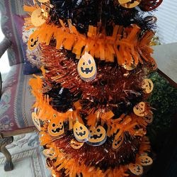 Halloween Orange & Black pop up pre lit Tree 6 ft