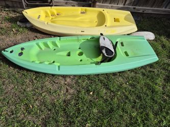 2 Kayak with Paddle