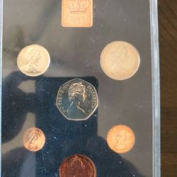 New Pence 1971 Royal Mint Collectors Coins. Make Offer