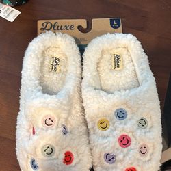 Women’s Slippers 