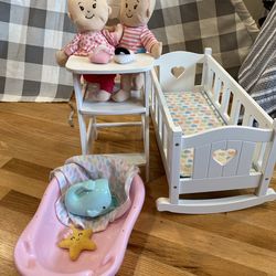 Melissa and Doug Baby Doll Crib & High Chair