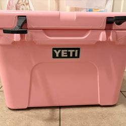Limited Edition Yeti Cooler Bubblegum Pink 35