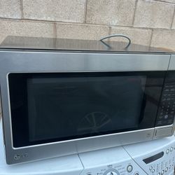 LG Microwave  Large Size
