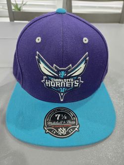 Mitchell & Ness Charlotte Hornets Fitted Baseball Cap