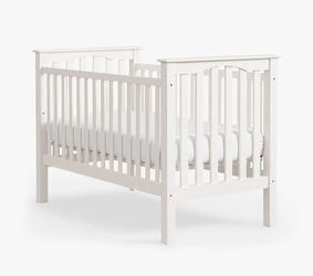 Pottery Barn Kendall Crib