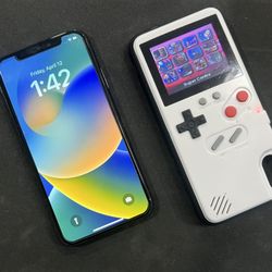 iPhone X 256GB Unlocked w/ Nintendo Case