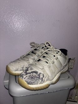 Snakeskin Light Bone Jordan 11’s