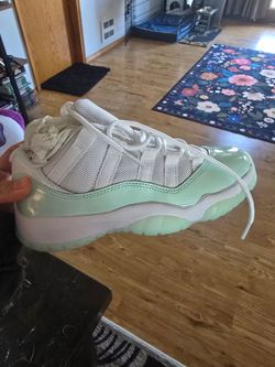 Air Jordan 11