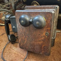 Antique Western Electric Hand Crank Telephone ringer Box