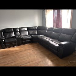 6 Seater L Shape Couch  Brand New Asking $1000 Obo