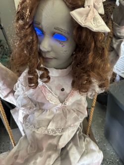 Scary Halloween decor