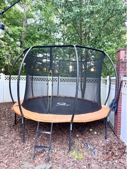 Trampoline Jumpzylla