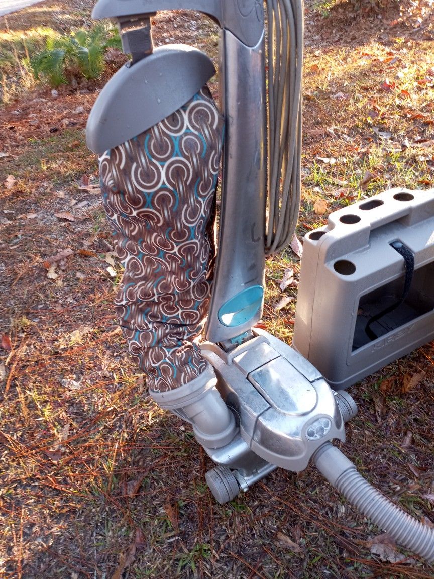 Kirby SENTRIA II Vacuum