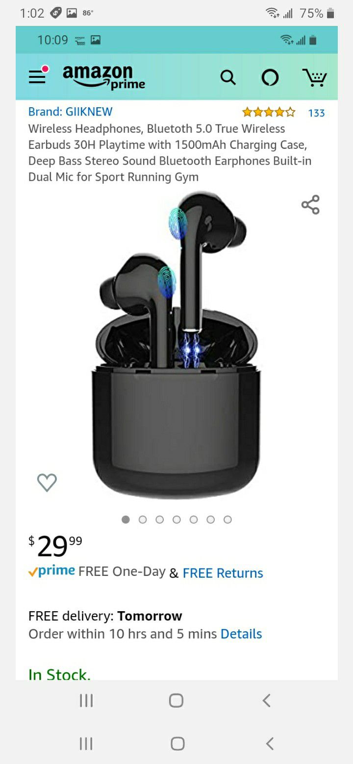 Wireless earbuds with deep bass and charging case