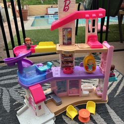 Barbie Little People Dream House