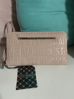 Steve Madden Wrist Wallet