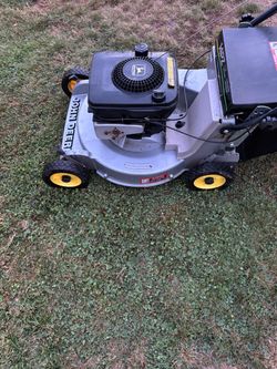 John Deere Push Lawnmower