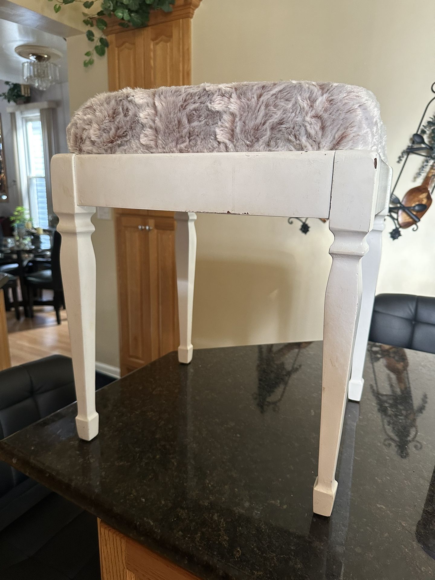 Stool $5 (reupholstered Cushion)