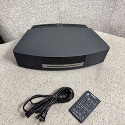 Bose Wave Music System AM/FM Radio Alarm Clock & CD Player AWRCC1 W/Remote