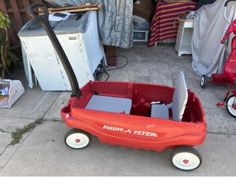 BEAUTIFUL RADIO FLAYER ULTIMATE WAGON