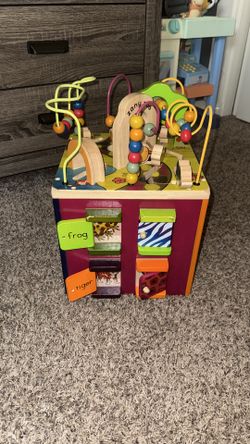 Melissa and Doug toy