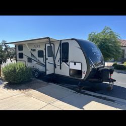 2018 Coachman Apex Camper