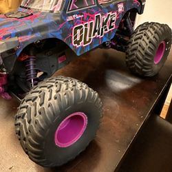 ARRMA RC Truck 1/10 Quake 223S 2WD RTR Brushless Monster Truck, Purple , ARA3537T3