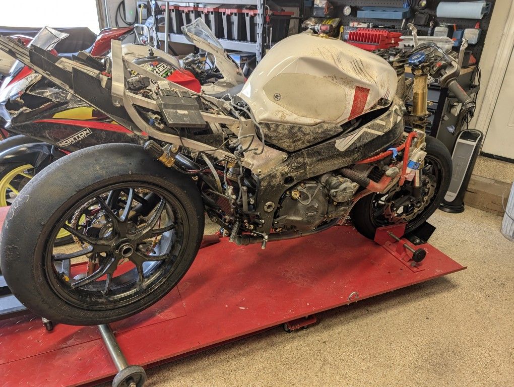 PARTING OUT - 2005 GSXR 750 Race Bike With Low Miles (May Part Out)