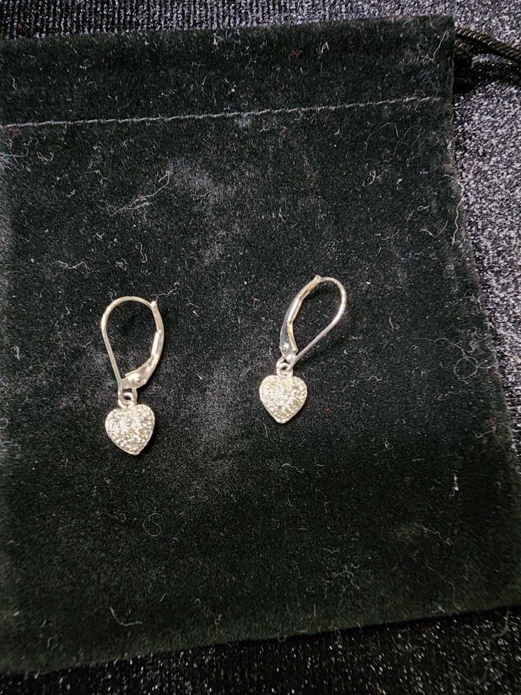 14K White Gold Diamond Heart Drop Earrings (A44)