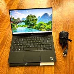 13.4 inches Dell XPS 9305 Laptop Win11 Pro i5 1145G7 @2.4Ghz RAM 8Gb SSD 256Gb Microsoft Office 2021 