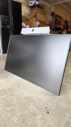 Samsung 49” Display + Cisco Room Bar + Touch Controller