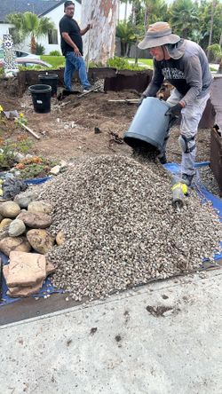 Free gravel