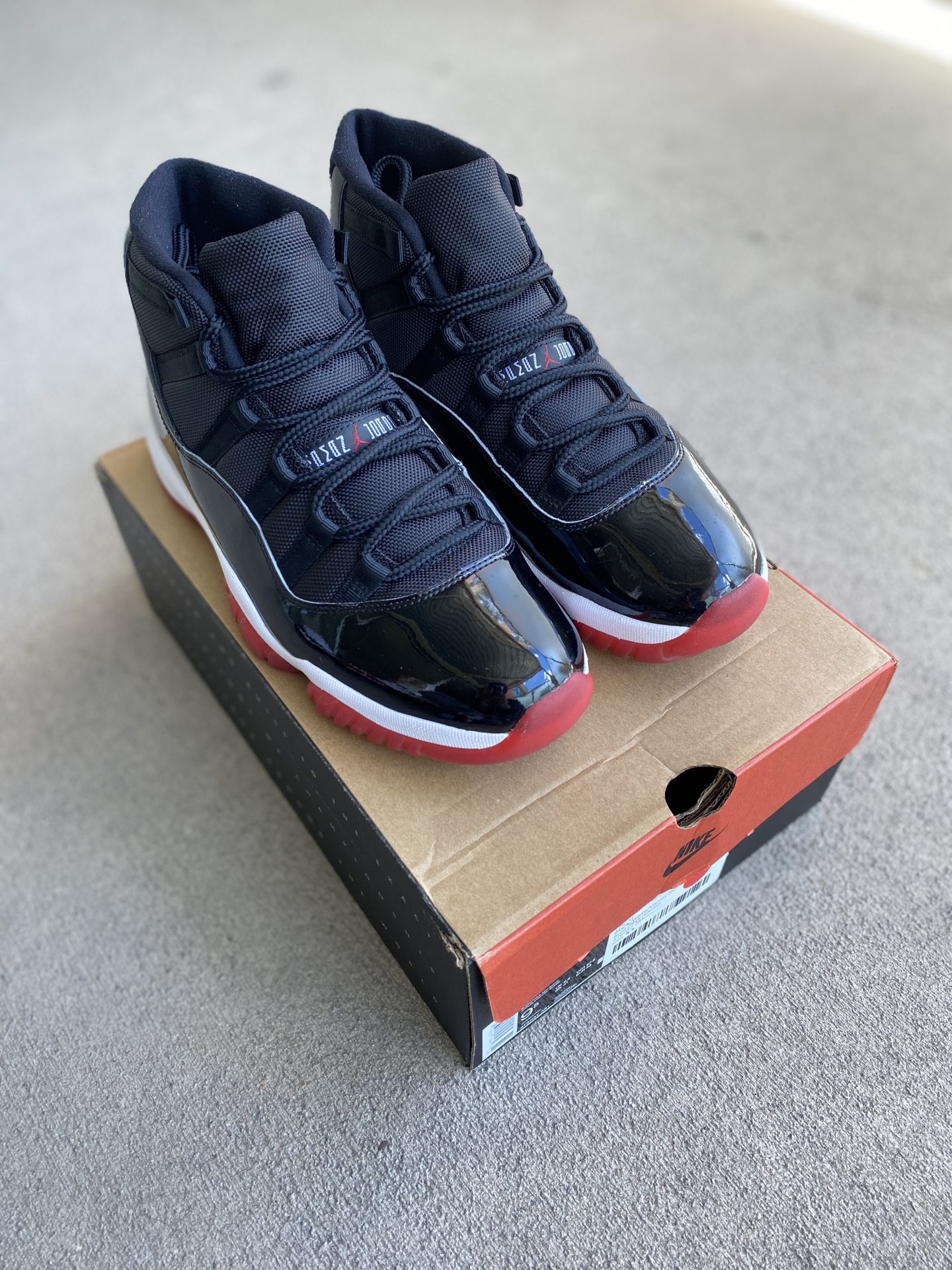 Bred 11s - Size 9.5