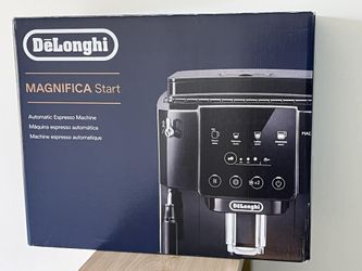 DeLonghi Magnifica Start Automatic Espresso Machine ECAM22022B Black